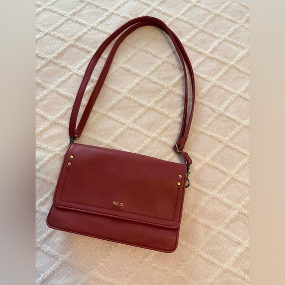 Relic by Fossil Handbag Purse Rust Red adjustable strap. - Picture 1 of 5